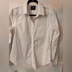 Abercrombie and fitch white shirt. Size M.